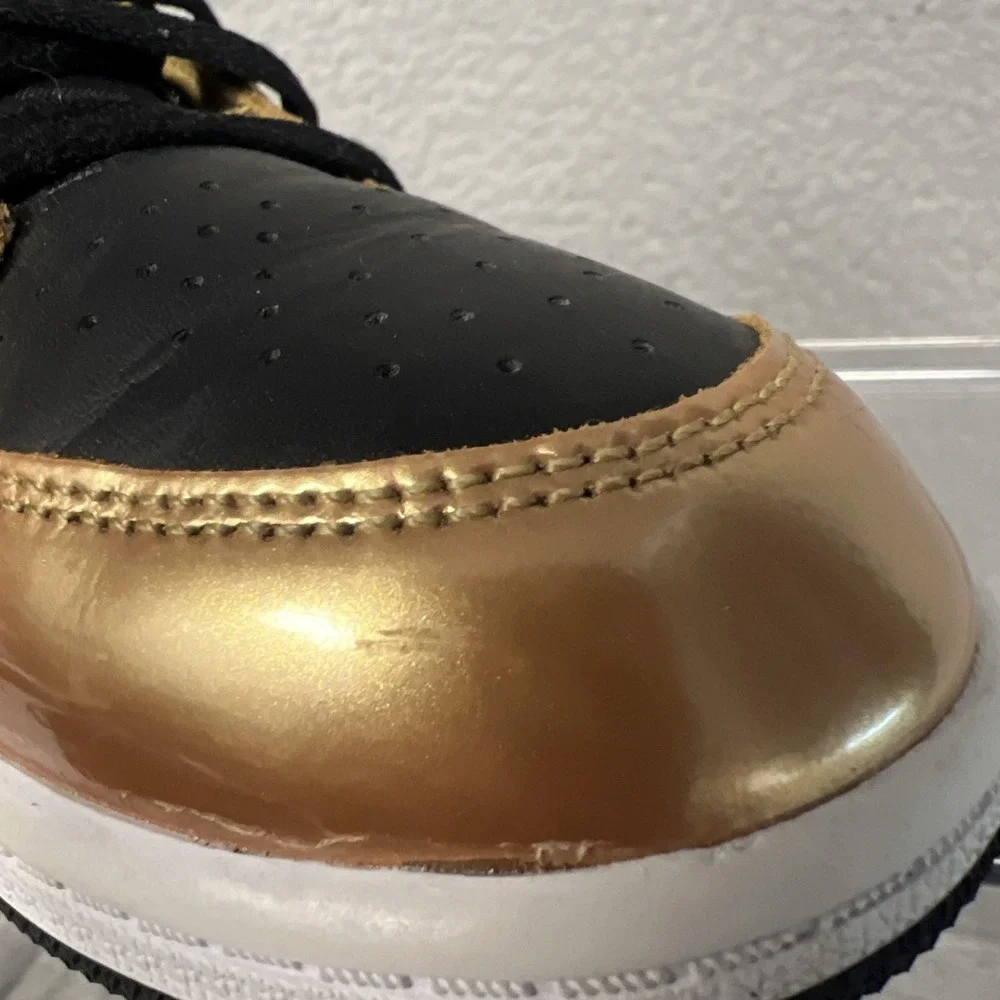Nike Air Jordan 1 Mid SE Sneakers Youth 3Y Black Gold Metallic Shoes DR6968-071